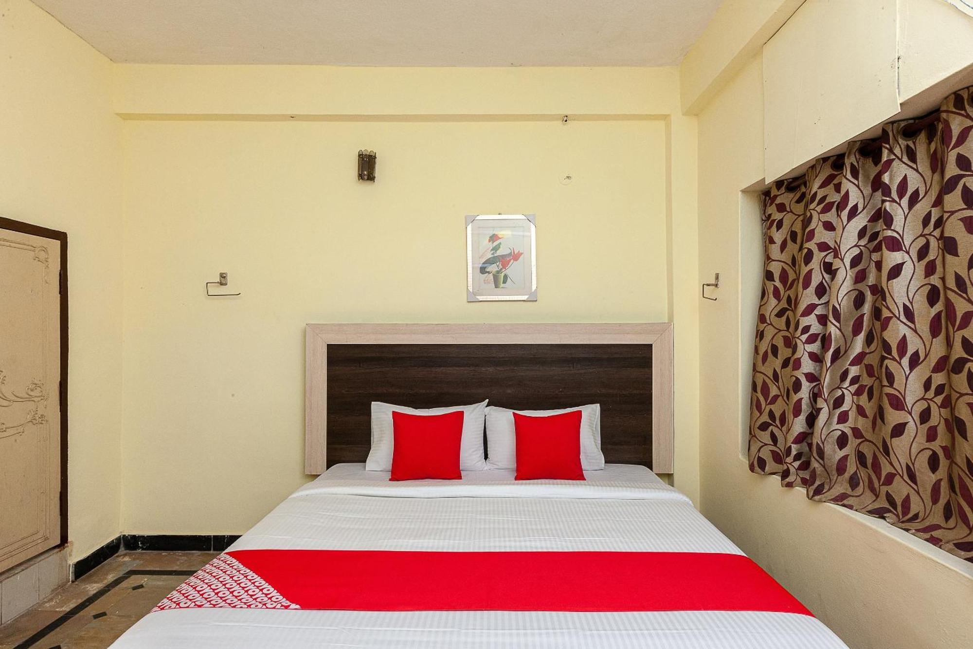 Collection O Ammayi Hotels & Resorts Tiruvannāmalai Екстериор снимка