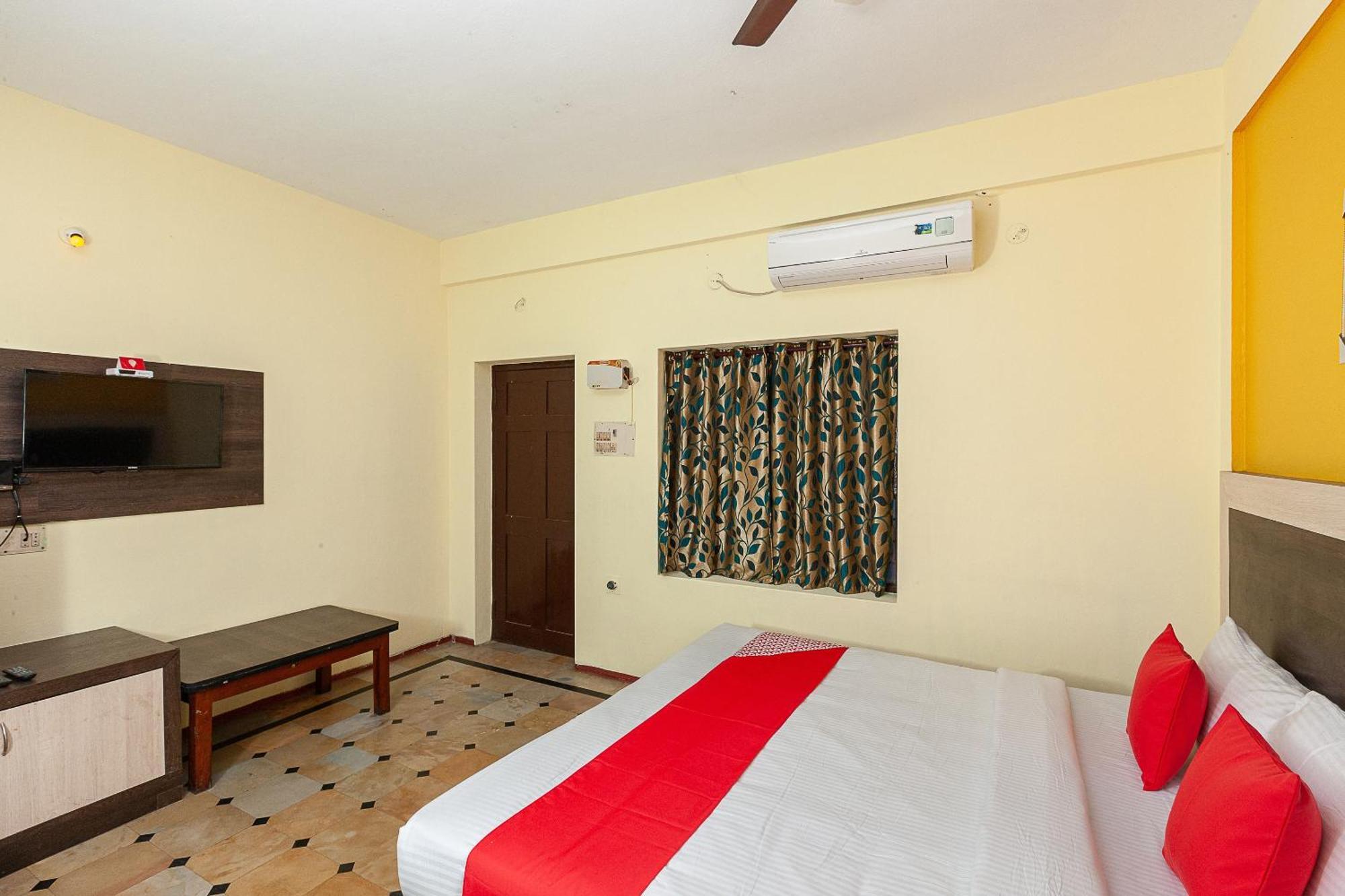 Collection O Ammayi Hotels & Resorts Tiruvannāmalai Екстериор снимка