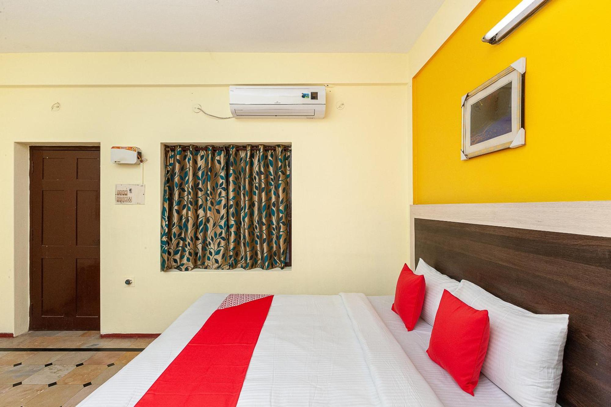 Collection O Ammayi Hotels & Resorts Tiruvannāmalai Екстериор снимка
